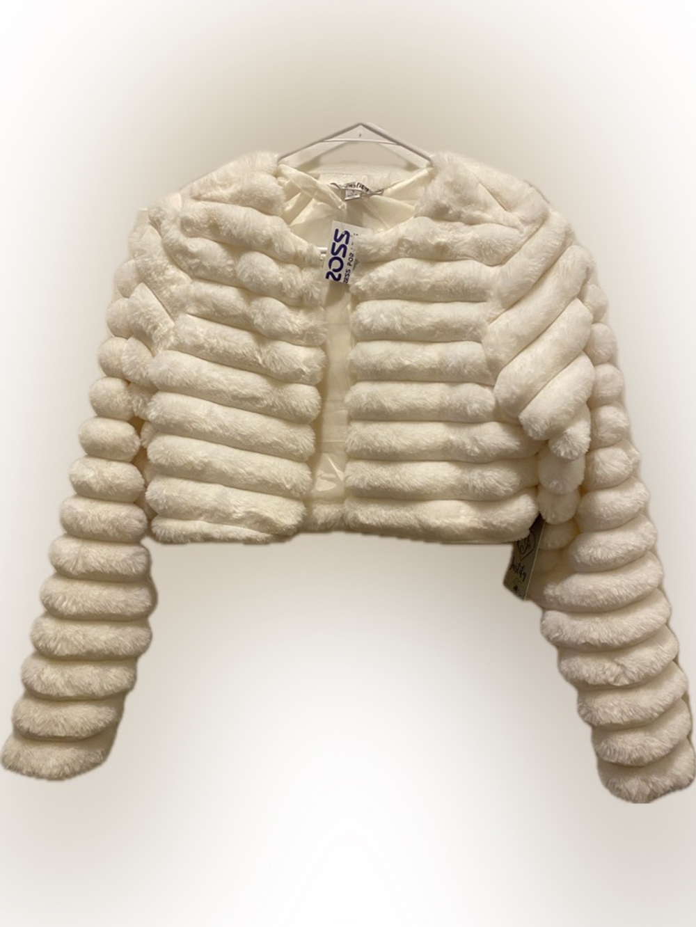 💰Cream Faux Fur Jacket💰